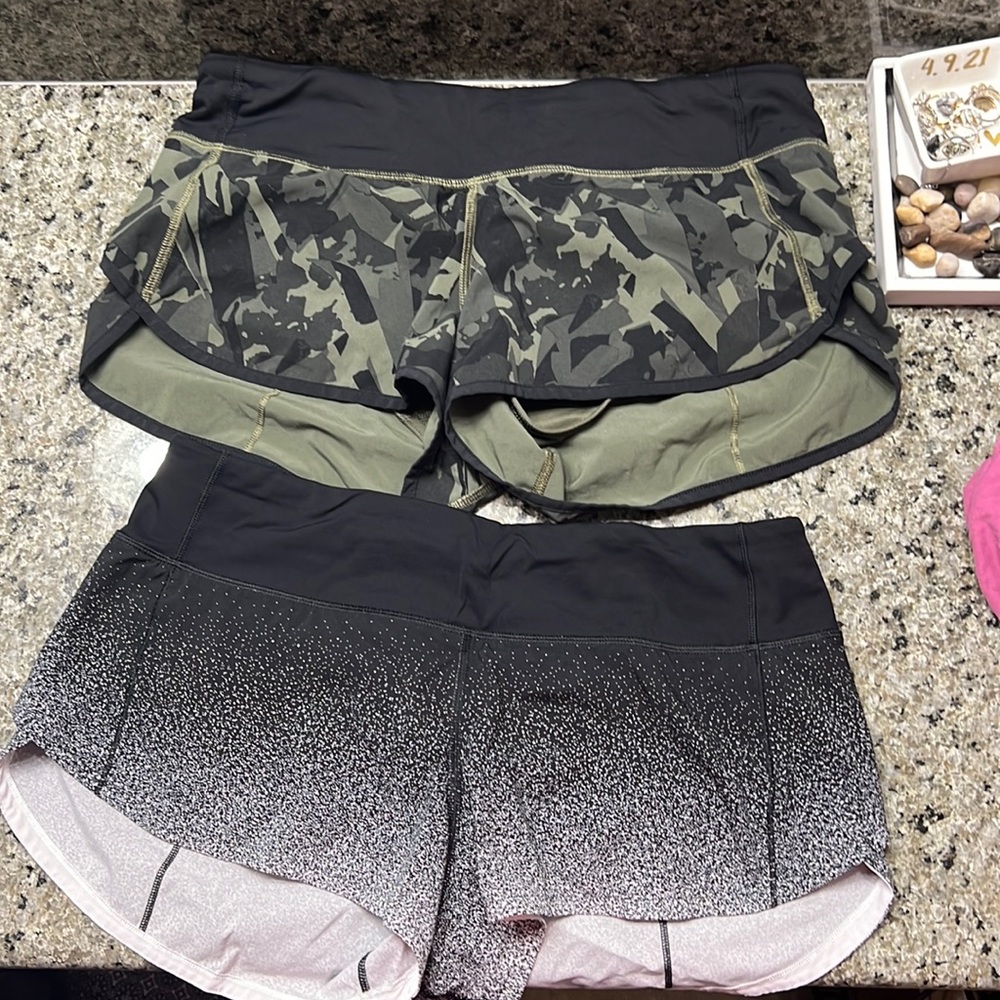 Lulu shorts size 6 regular